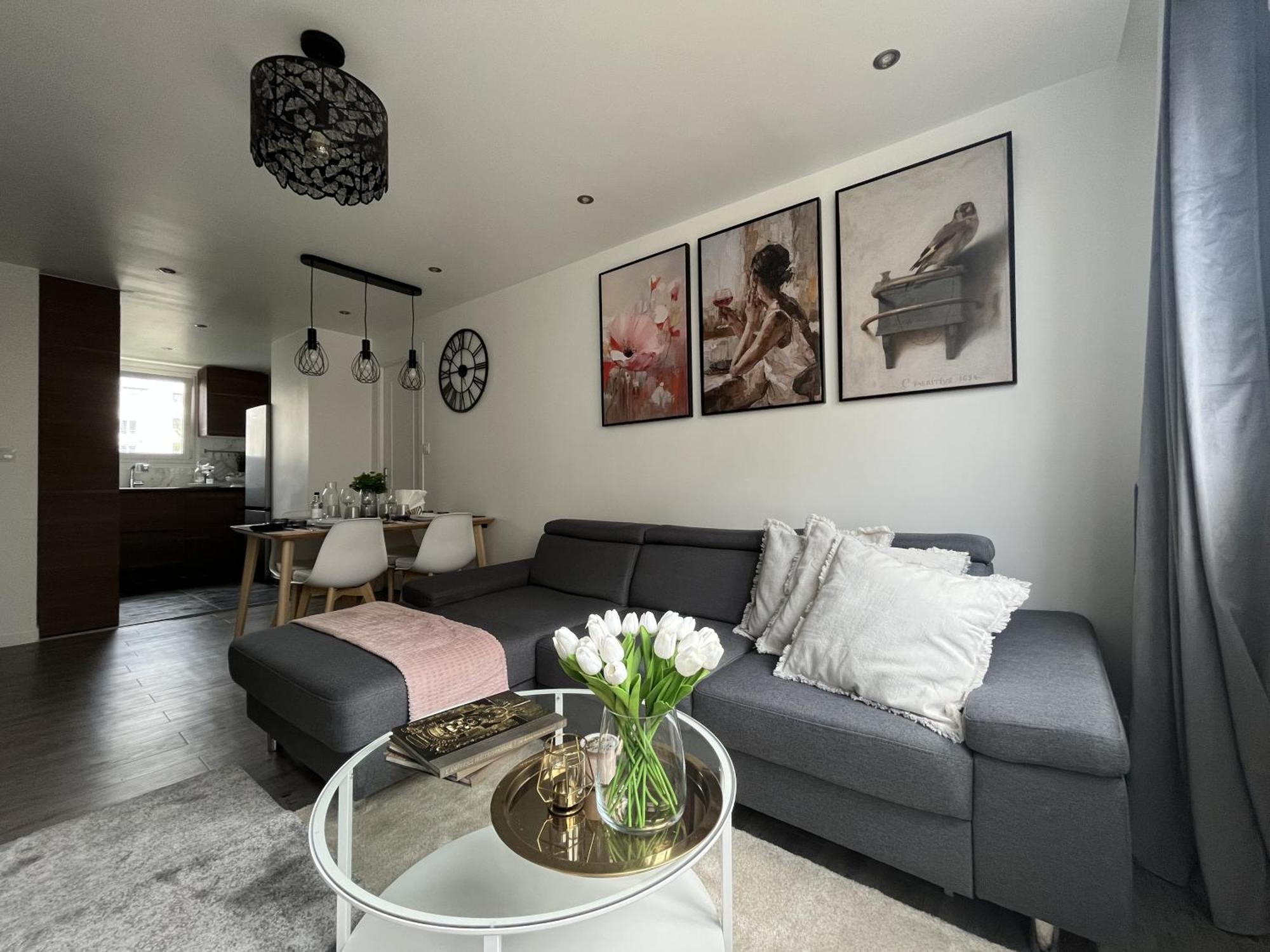 Entire 60M2 Apartment - Close To Paris - Parking - Kitchen - 2Min Rerb - Olympic'24 Bourg-la-Reine Exterior photo