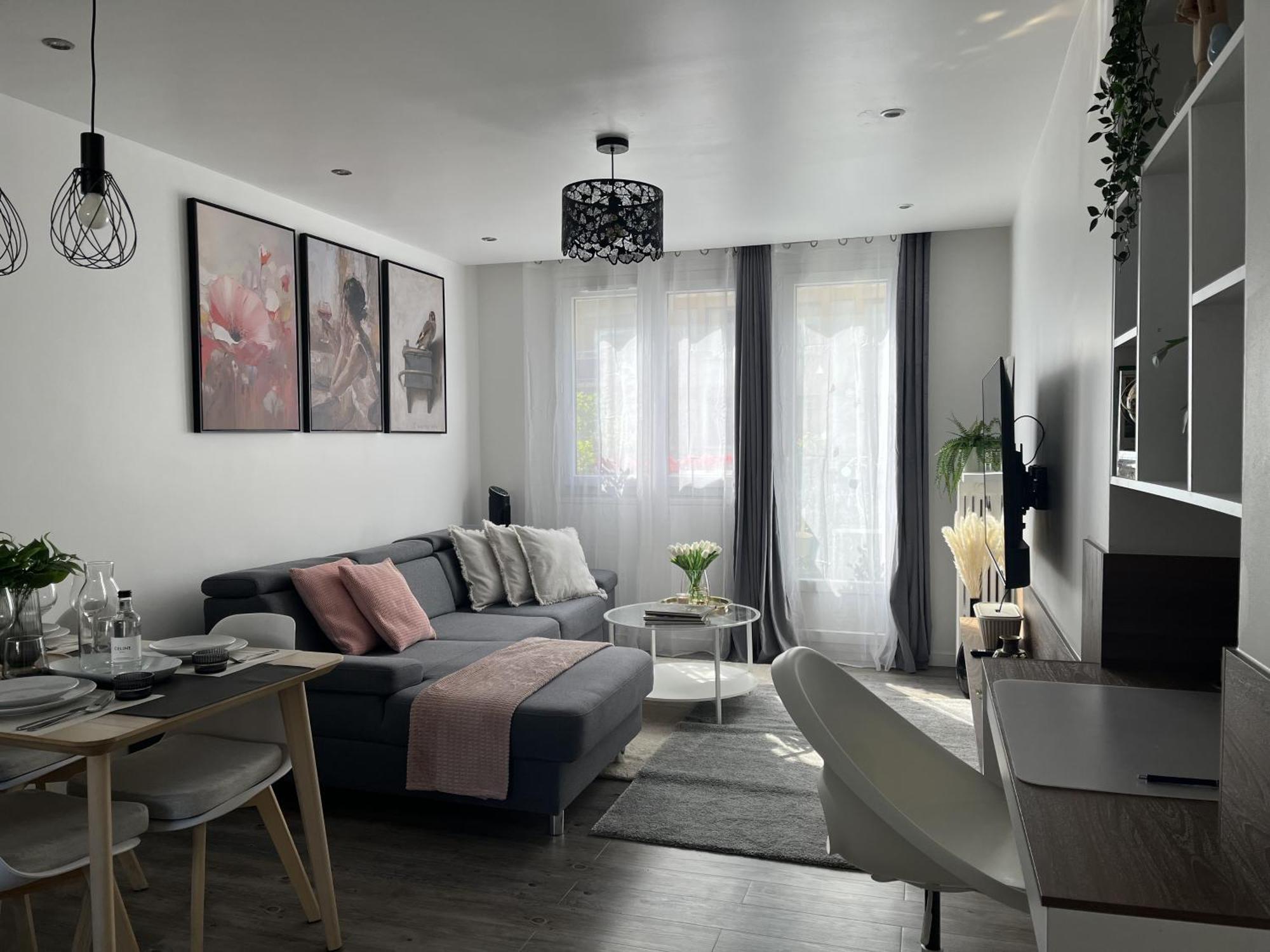 Entire 60M2 Apartment - Close To Paris - Parking - Kitchen - 2Min Rerb - Olympic'24 Bourg-la-Reine Exterior photo